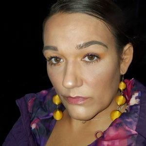 Meet your Posher, Brooke